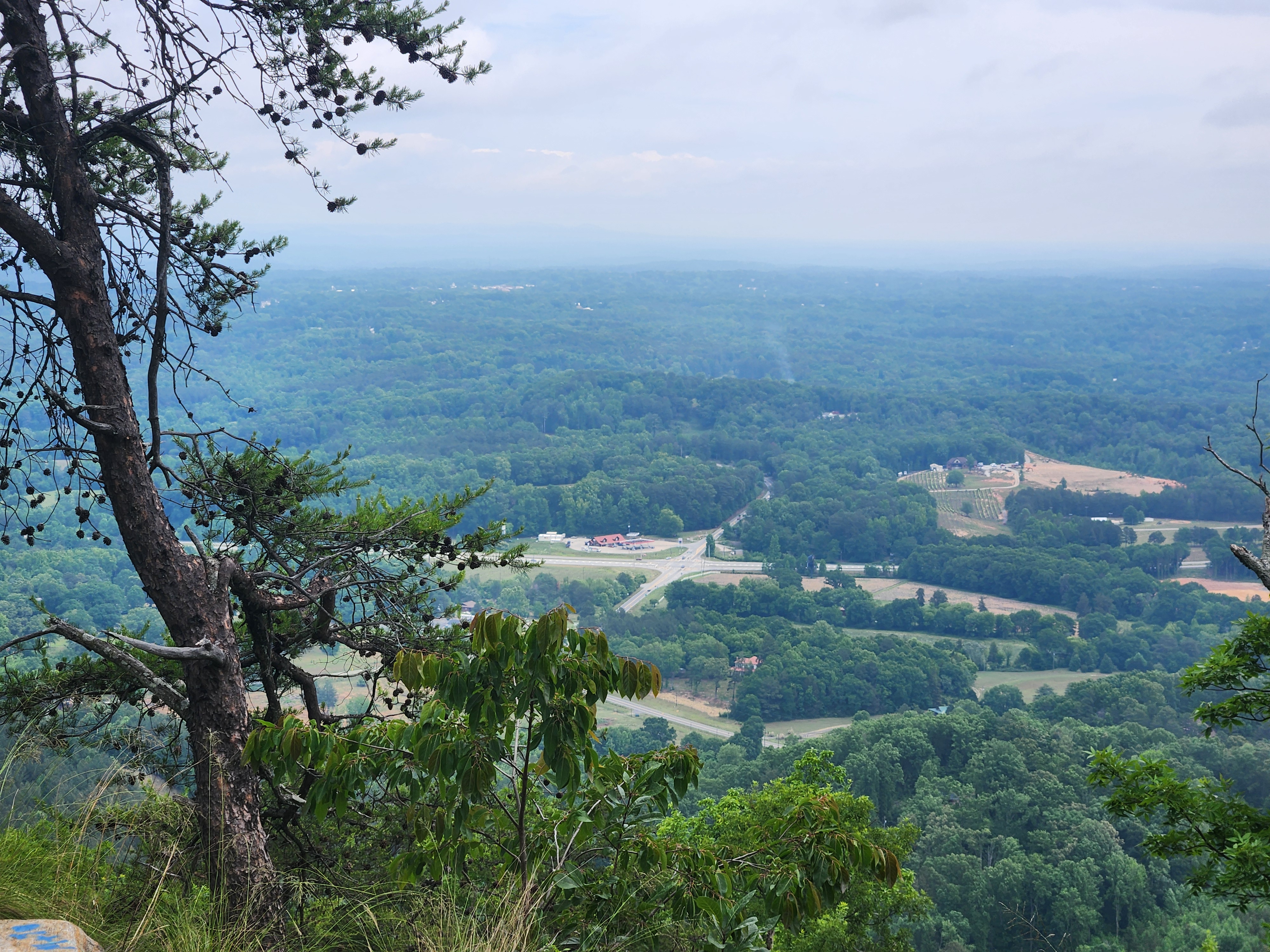 Mountain views from atop Currahee Mountain (W4G/NG-086)